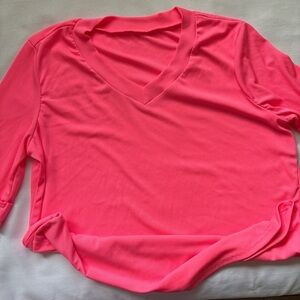 Women’s V-Neck Long Sleeve Top in Bright Pink